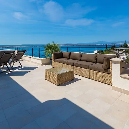 Studio-apartment 100 Meter Zum * Dramalj